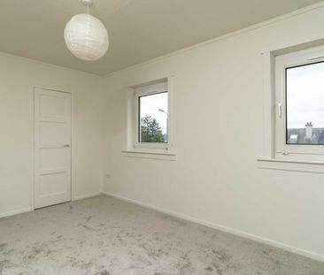 Price £895 pcm - Available Now - Unfurnished - Photo 5
