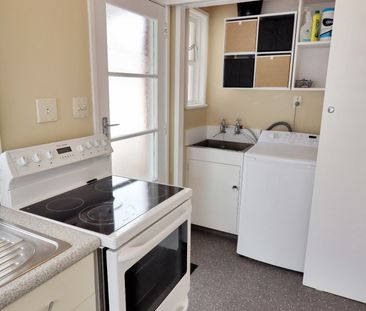 Woburn Living - Photo 2