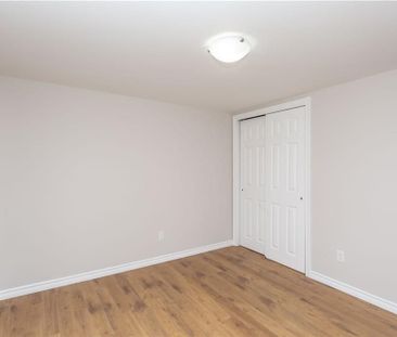 For Lease - 44 ST. PETER Street, St. Catharines, Ontario - Photo 5