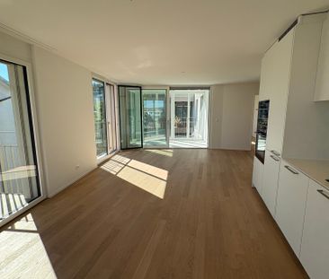 Bright 3.5-Room Apartment with Winter Garden, 2 Bathrooms and Balco... - Photo 4