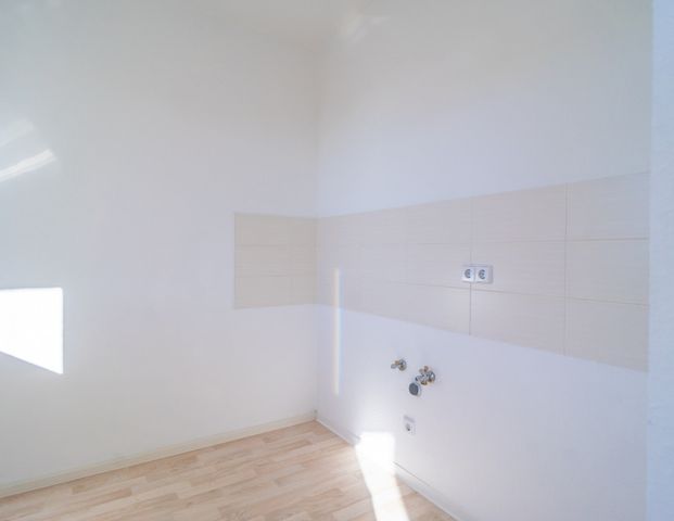 3-Raum-Wohnung mit Balkon auf dem südlichen Sonnenberg - Photo 1