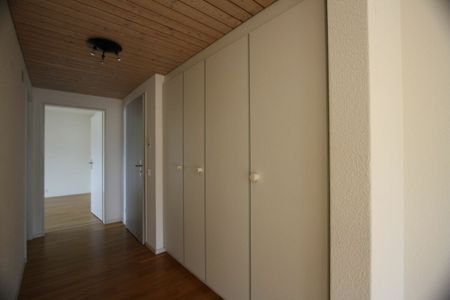 2.5 Zimmer, 61 m², 2. Stock - Foto 3