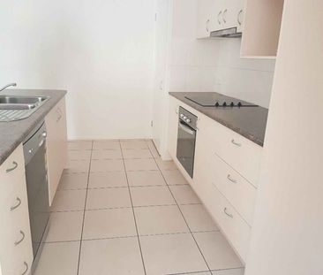 MORAYFIELD - SECURE & POOL - Photo 6