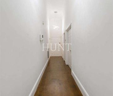 Kensington House, Repton, IG8 - Photo 5