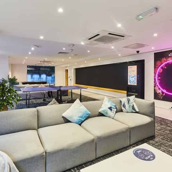 Studio Platinum - Photo 1