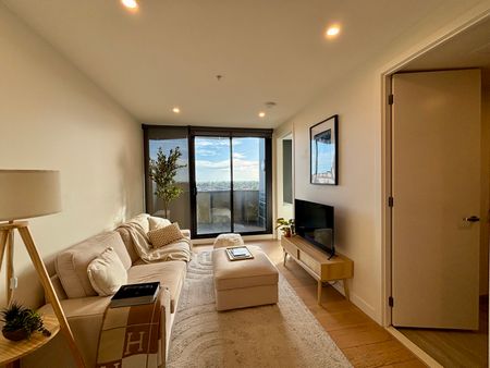 811/803 Dandenong Rd, Malvern East VIC 3145 - Apartment For Rent | Domain - Photo 5