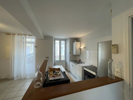 Location Appartement 3 pièces 53m² LE MAY SUR EVRE 49122 - Photo 5