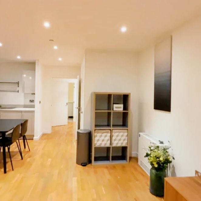 2 Bedroom 1 Bathroom Flat205 - Photo 1