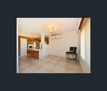 62 Wooramel Way, Cooloongup, WA 6168 - Photo 6