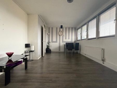 1 Bed Flat, Brassett Point, E15 - Photo 3