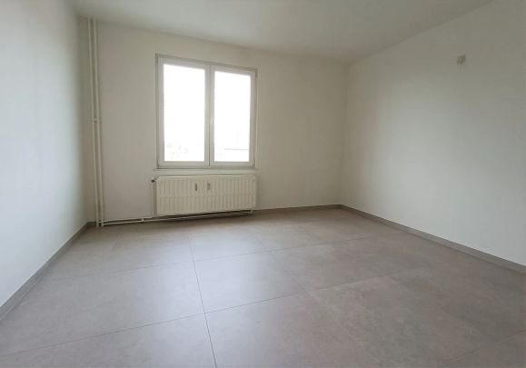 VOLLEDIG VERNIEUWD APPARTMENT IN HET CENTRUM - Photo 1