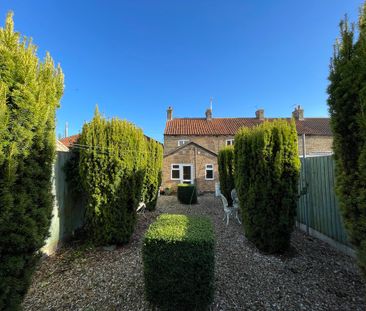 2 bedroom End Terraced House to let - Photo 2