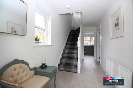 49 Beresford Hill, Dromore, BT25 1HQ - Photo 2