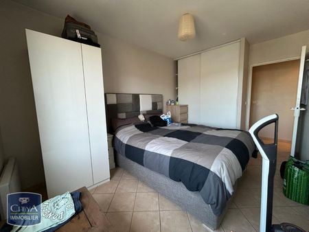 Location Appartement 2 pièces 51m² BRIVE LA GAILLARDE 19100 - Photo 3