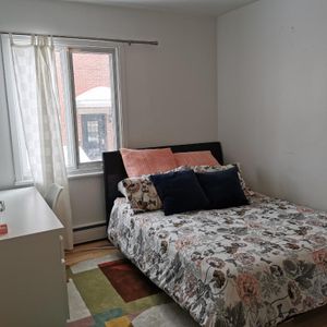 4 1/2 AU 2E ÉTAGE –Pres de l'Université Laval et Cégep idéal pour étudiants - Photo 2