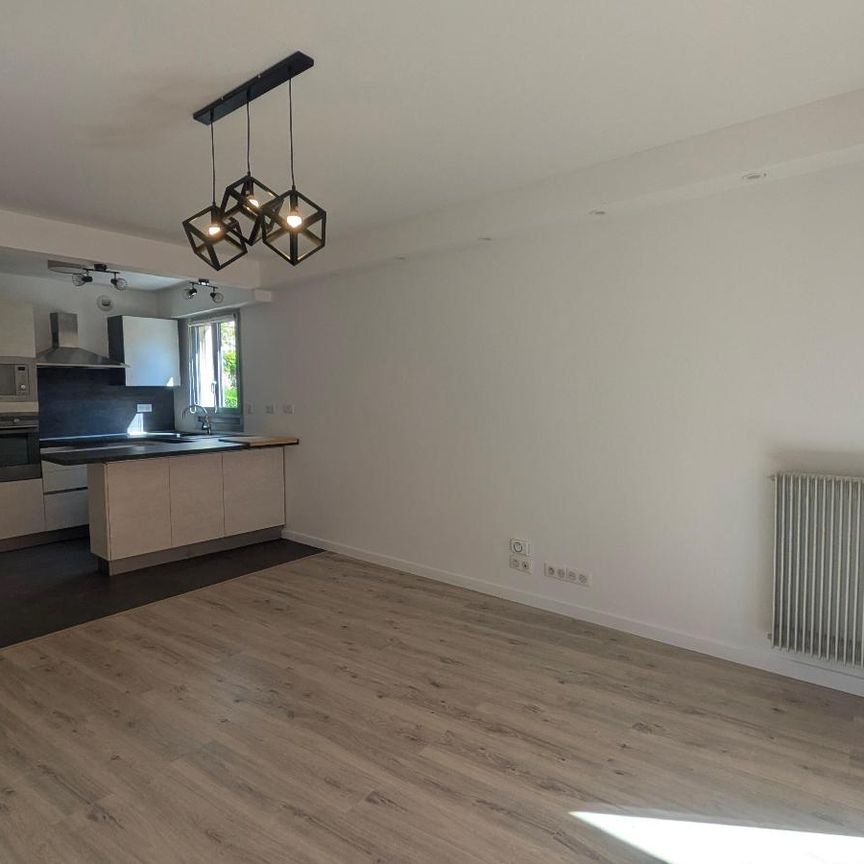 Location Appartement 3 pièces 59m² MENTON 06500 - Photo 1