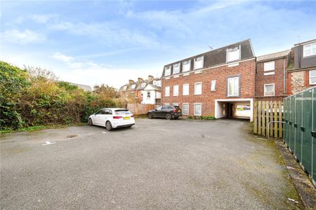 1 Bedroom Flat / Apartment - Stockbridge Road, Winchester - Photo 4