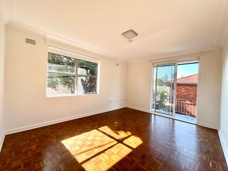 2/2 Centre Street, Redfern NSW 2016 - Apartment For Rent | Domain - Photo 4