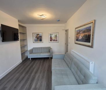 1 bedroom house of multiple occupation to rent - Photo 3