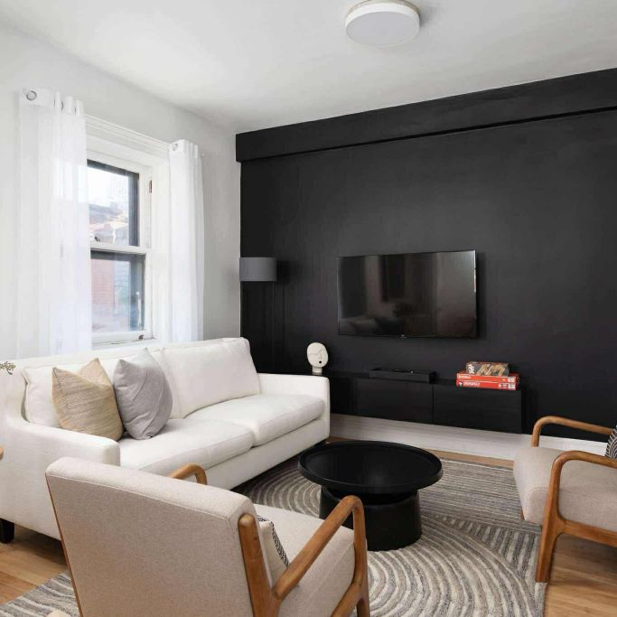 Penthouse 3489 Stanley - Photo 1