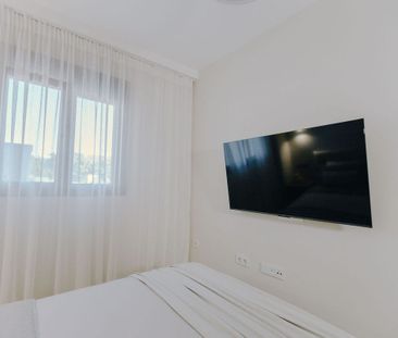 Middle Floor Apartment · Selwo - Photo 6