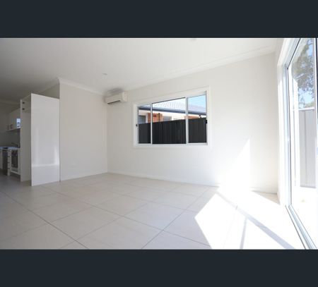 1A Mindoro Place, Lethbridge Park, NSW 2770 - Photo 3