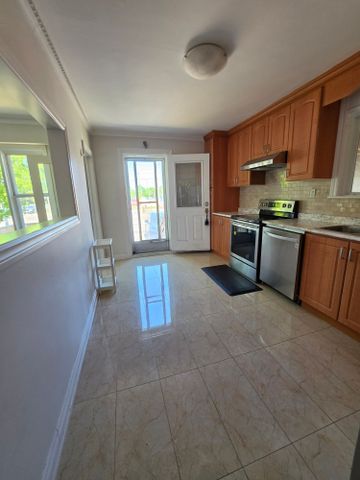 For Lease - 1382 Warden Avenue Unit# Main, Toronto, Ontario - Photo 3