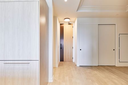 For Lease - 123 Maurice Drive Unit# 407, Oakville, Ontario - Photo 5