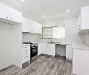 Spacious Two Bedroom Duplex - Air Conditioned - Opposite Gordonvale... - Photo 5