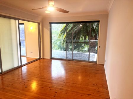 Waterfront reserve apartment TO APPLY ONLINE FOR A RENTAL FOLLOW THIS LINK t-app.com.au/rwb - Photo 4