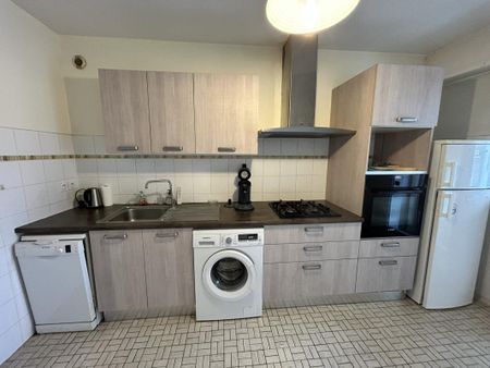 Location Appartement 2 pièces Meublé 67m² CHAMBERY 73000 - Photo 4