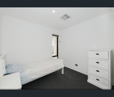 292 Landbeach Boulevard, Alkimos, WA 6038 - Photo 4