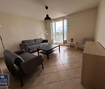 Location Appartement 4 pièces 75m² ST MARTIN D HERES 38400 - Photo 1