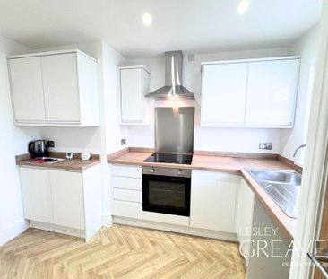 2 bedroom maisonette to rent - Photo 5