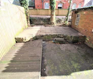 5 bedroom terraced house to rent - Photo 6