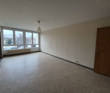 Location Appartement 1 pièce 37m² LILLE 59260 - Photo 1