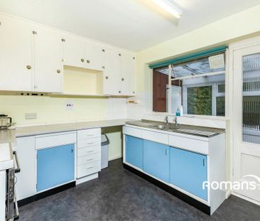 3 bedroom bungalow to rent - Photo 3