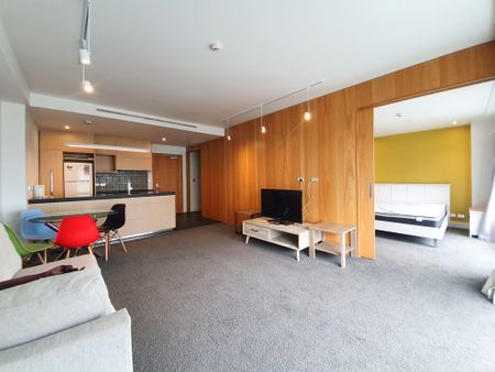 CITY CENTRE - 2 Bedroom Apartment Close to Universities - Photo 2