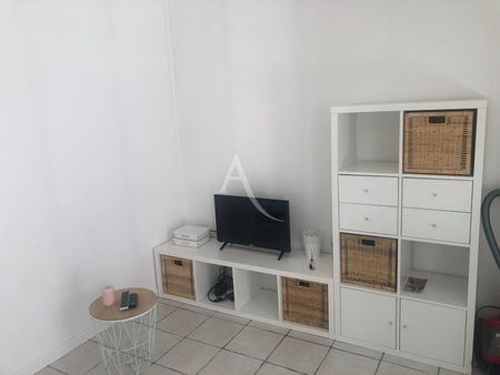 Location Appartement 1 pièce 23m² - Photo 3