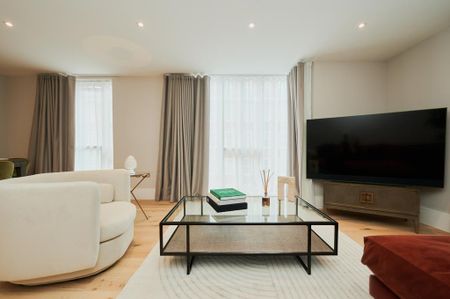 4 bedroom flat to rent - Photo 2