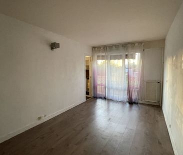 Location Appartement 1 pièce 26m² ST MAUR DES FOSSES 94100 - Photo 1