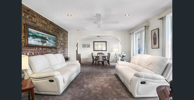 Spacious Family Home, Premium Location - Photo 1