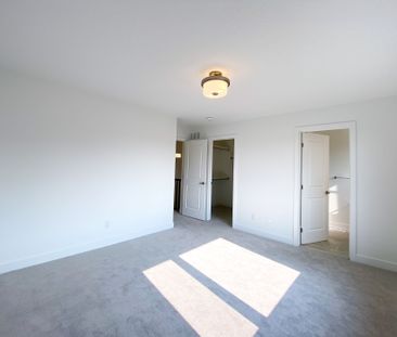 For Lease - 239 Zinnia Way, Blossom Park - Airport and Area, Ontario - Photo 2