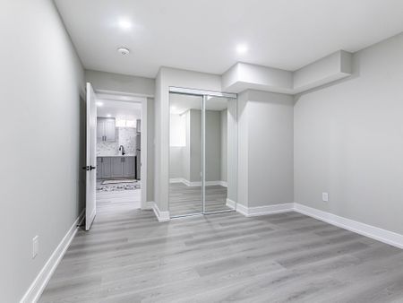 For Lease - 7 Fascination Street Unit# 2, Brampton, Ontario - Photo 4