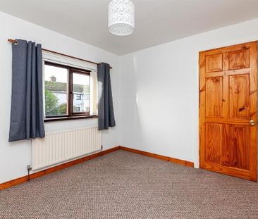 46 The Glade, Newtownabbey, BT36 5NW - Photo 2