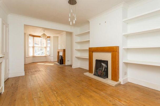 3 bedroom terraced house to rent - Photo 1