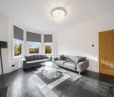3 bedroom flat to rent - Photo 6