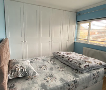 1 bedroom in a house share to rent - Photo 5