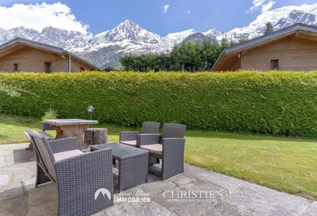 Chalet • Les Bossons les Moussoux - Photo 2