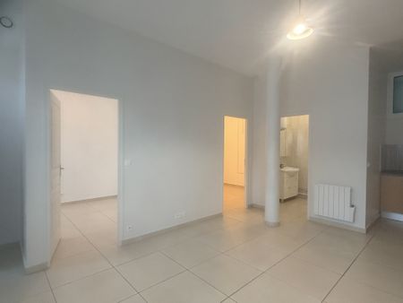 Location Appartement 3 pièces 50m² LA FERTE SOUS JOUARRE 77260 - Photo 3